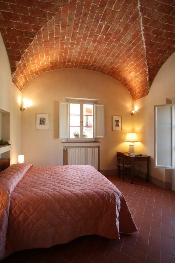 Agriturismo Podere La Casa 팔라야 외부 사진